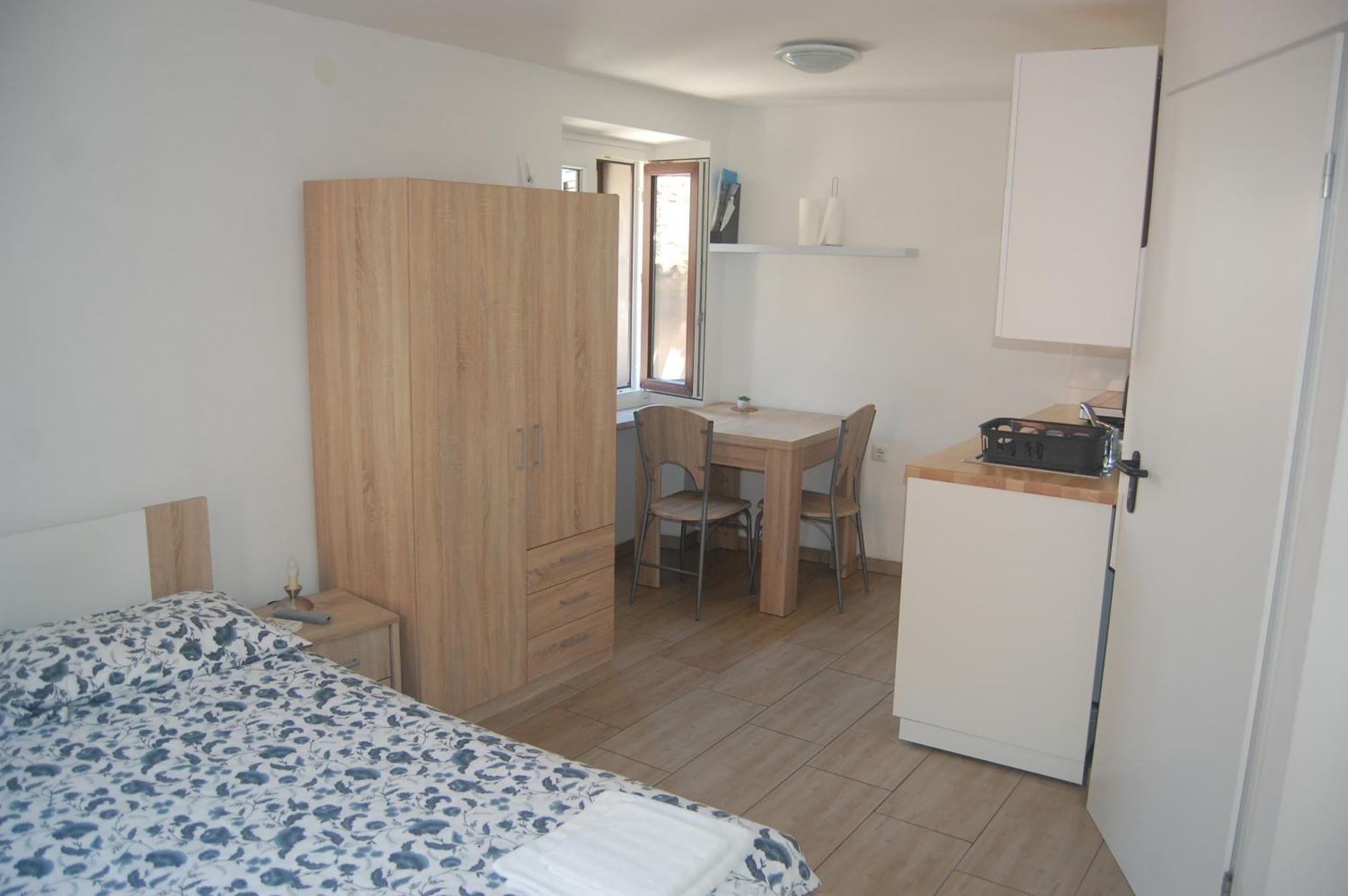 איזולה Apartments Dana מראה חיצוני תמונה